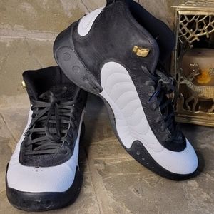 Jordan Jumpman ProBlack White Metallic Gold (2018)